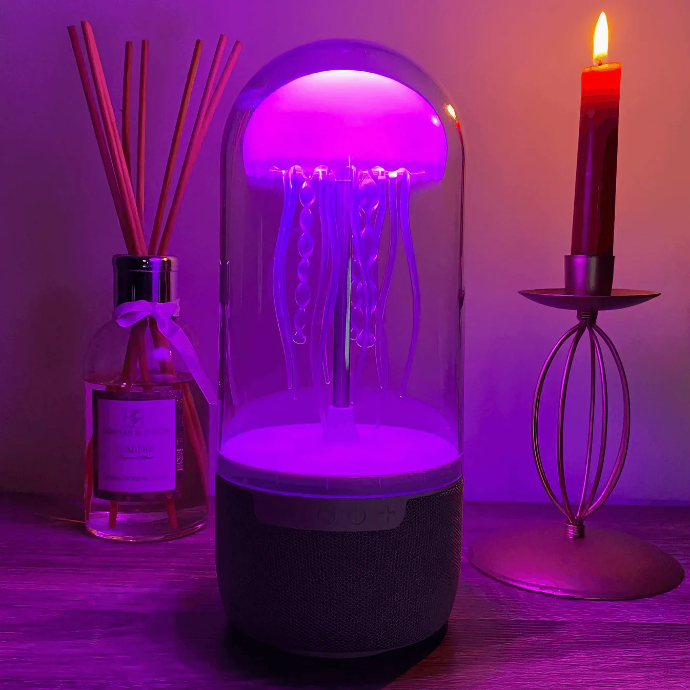 Atmosferinė LED medūzos lempa su muzikos efektu